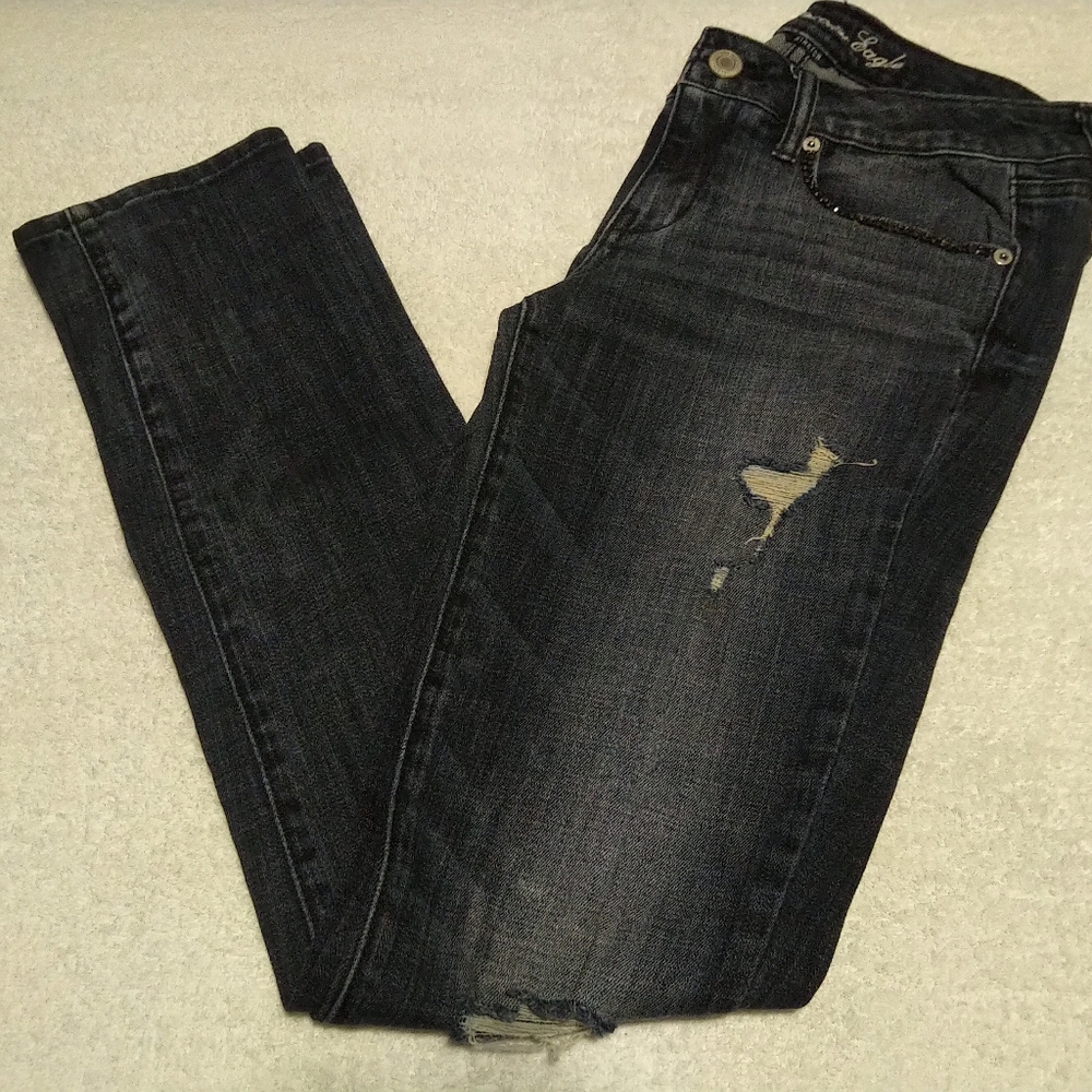 BRAND NEW American Eagle Skinny Jeans